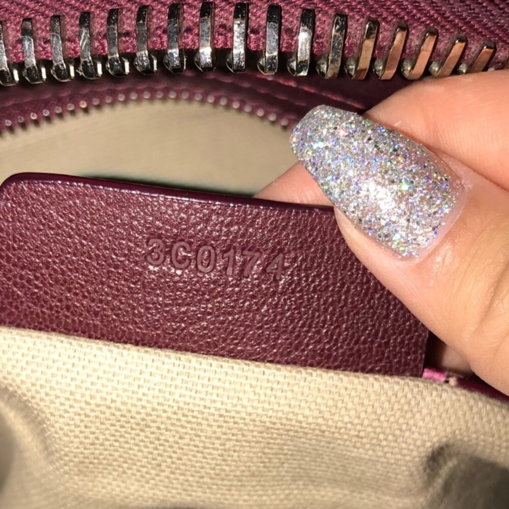 TRADED!! 😍💕Gorgeous Givenchy medium - Picture 6 of 8